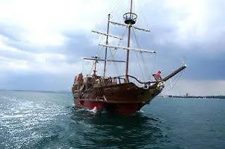 فندق Avalon 3*