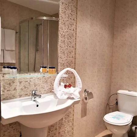 Avalon 3* ساني بيتش
