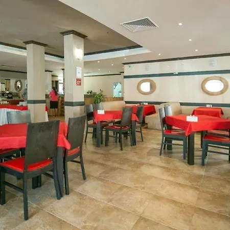 فندق Avalon 3*